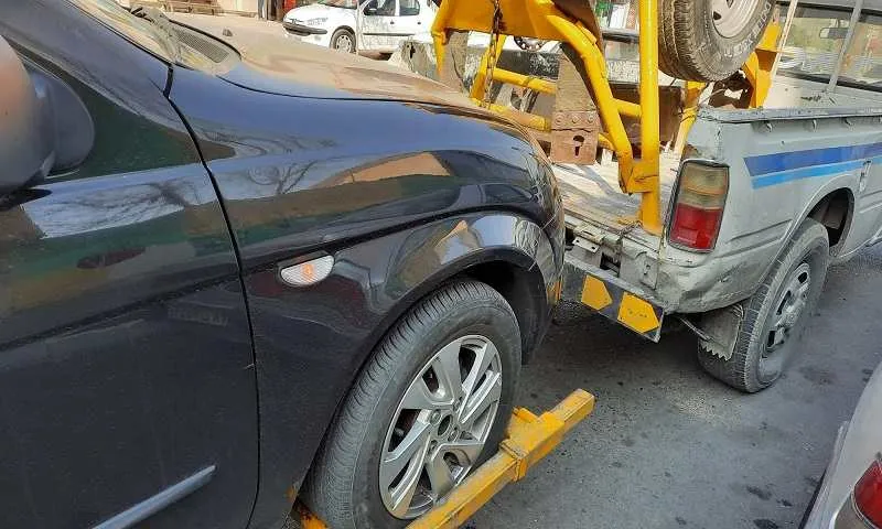 یدک کش آمل